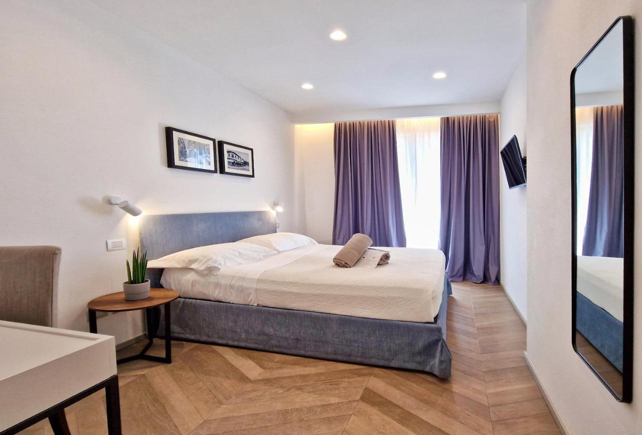 Hotel Villa Elsa Marina di Massa Eksteriør billede