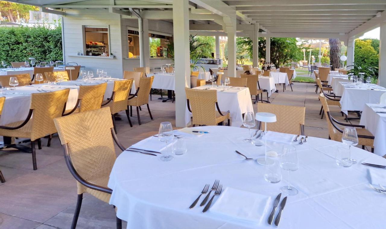 Hotel Villa Elsa Marina di Massa Eksteriør billede