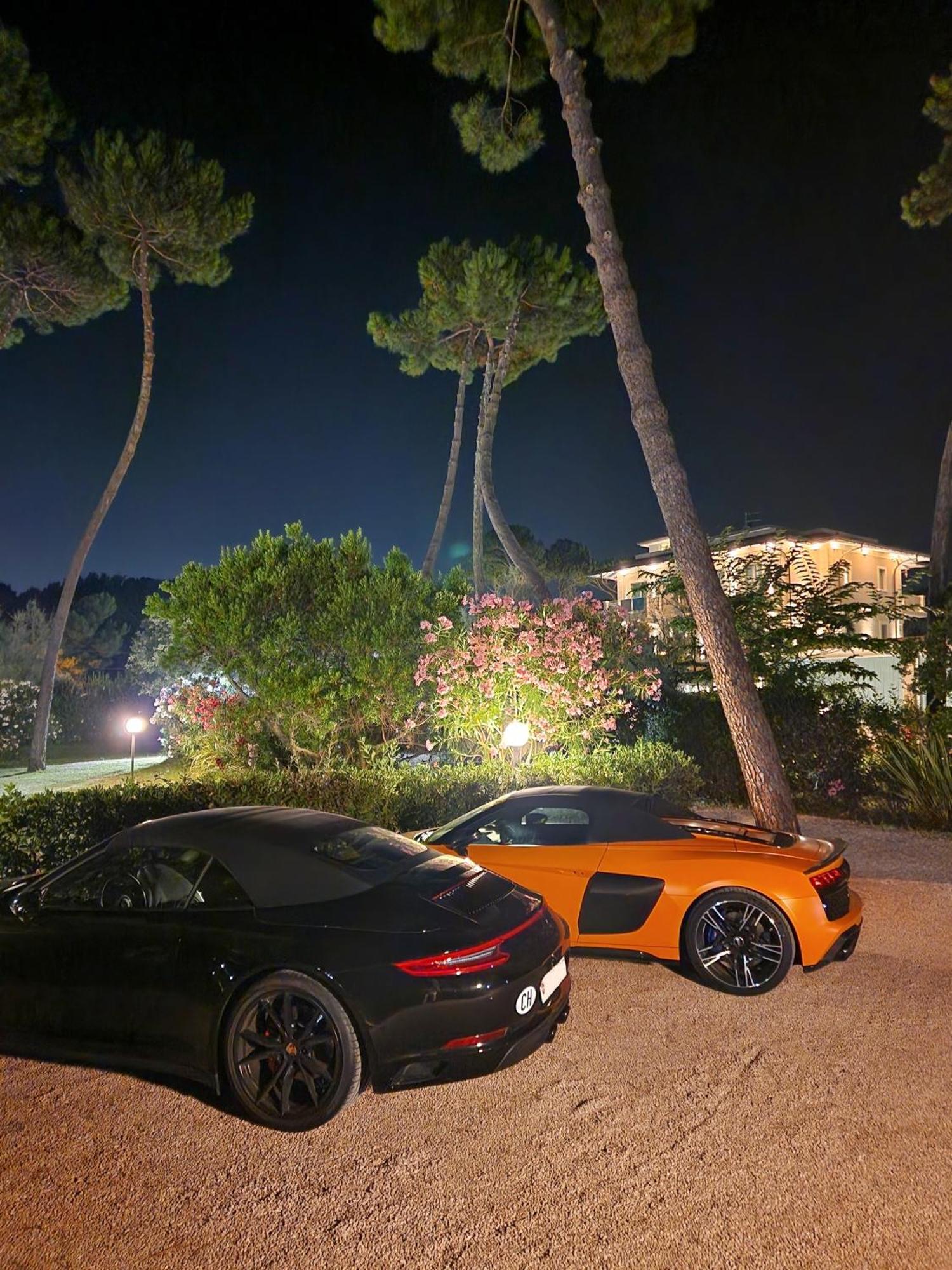 Hotel Villa Elsa Marina di Massa Eksteriør billede
