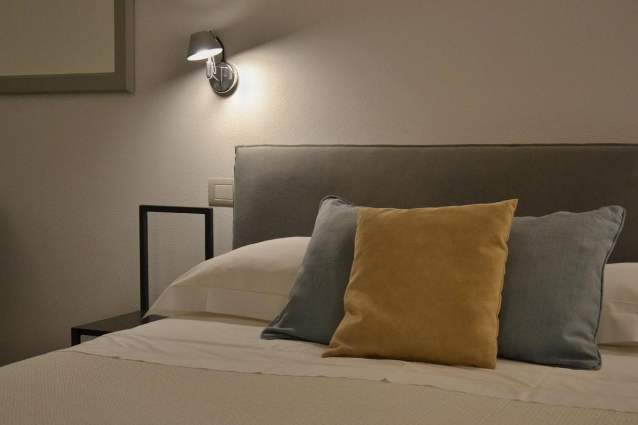 Hotel Villa Elsa Marina di Massa Eksteriør billede